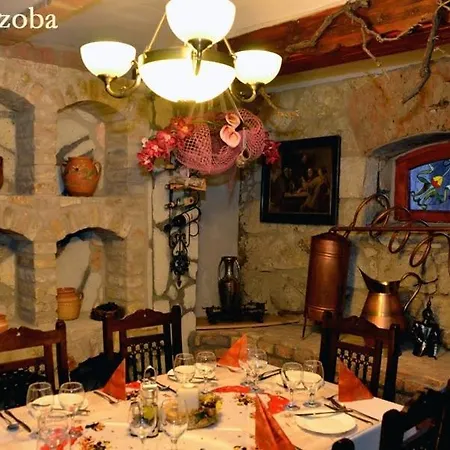Bed & Breakfast Castle Wellness *