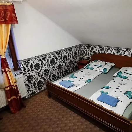 Castle Wellness Bed & Breakfast *